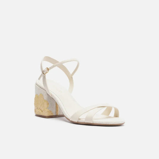Sandália Arezzo Couro Salto Bloco Bordado Flor A124630042
