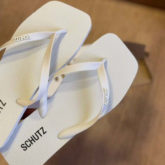 Chinelo de Dedo Schutz S222950001