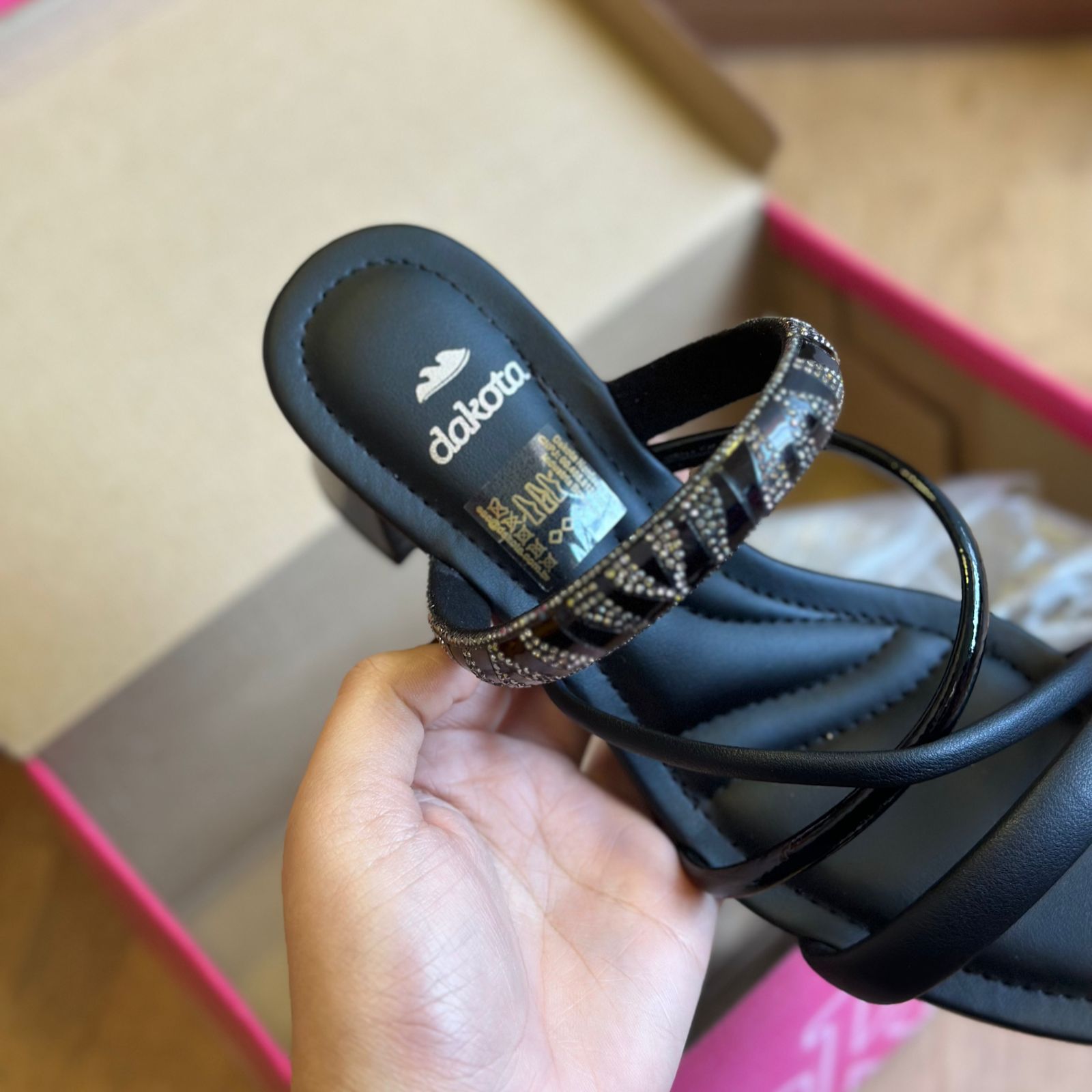 Sandália Tamanco Dakota Y7671 – Zem Shoes